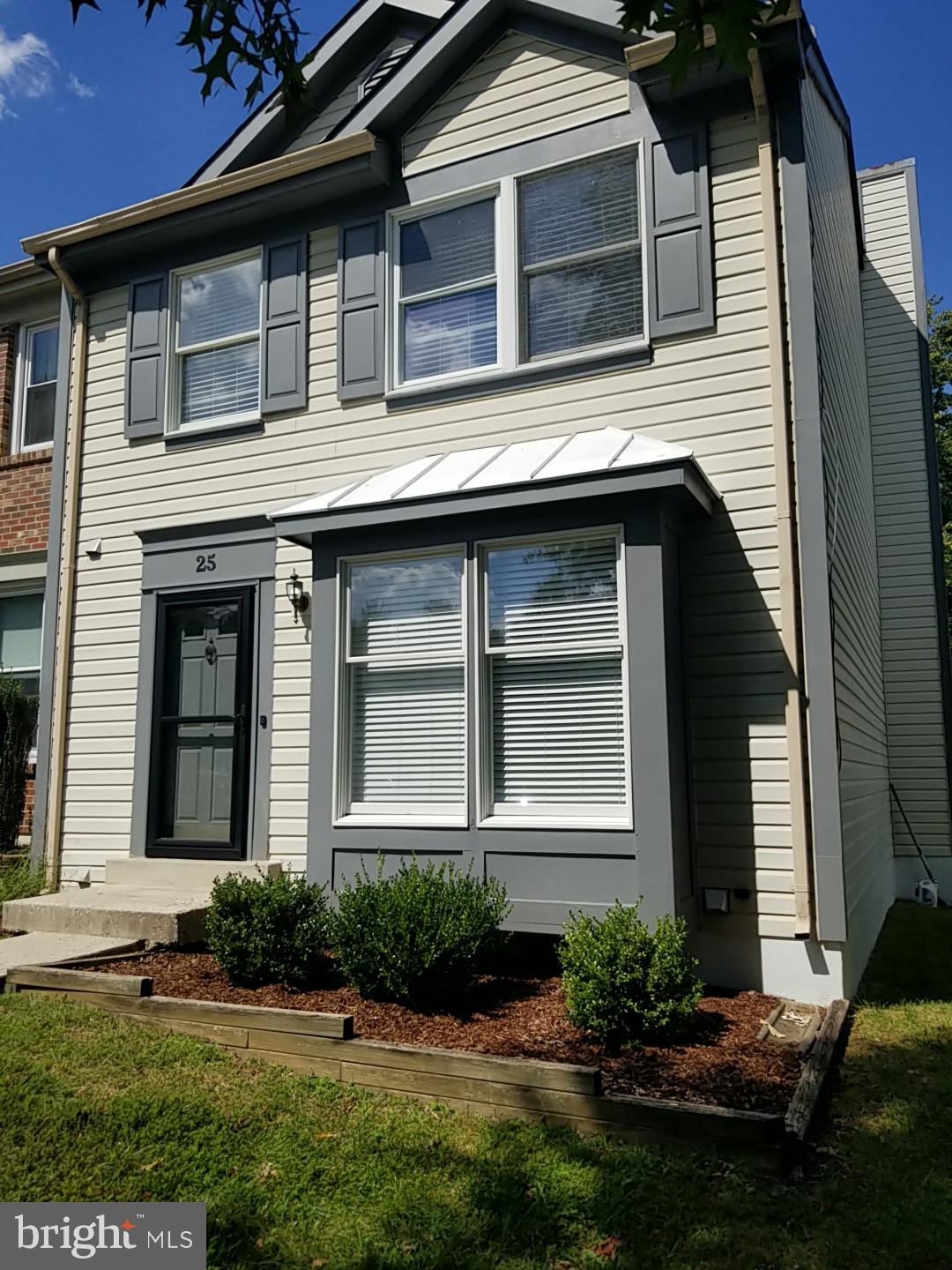 25 Sky Blue Ct, Germantown, MD 20874 - photo 1