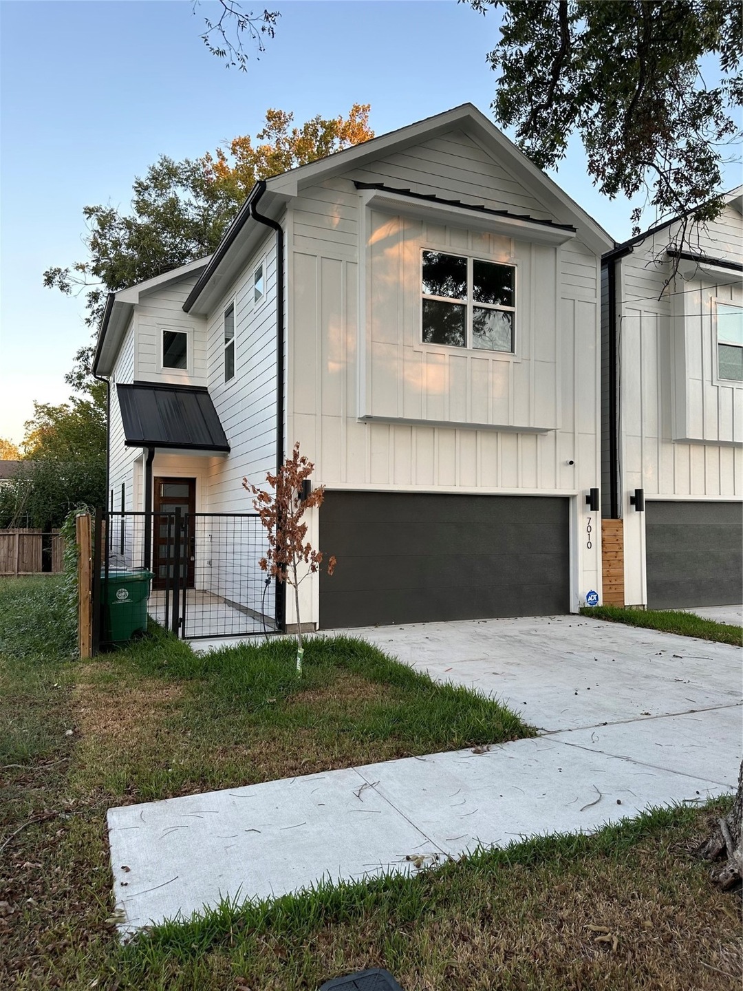 7010 Emma Lou St, Houston, TX 77088 - photo 1