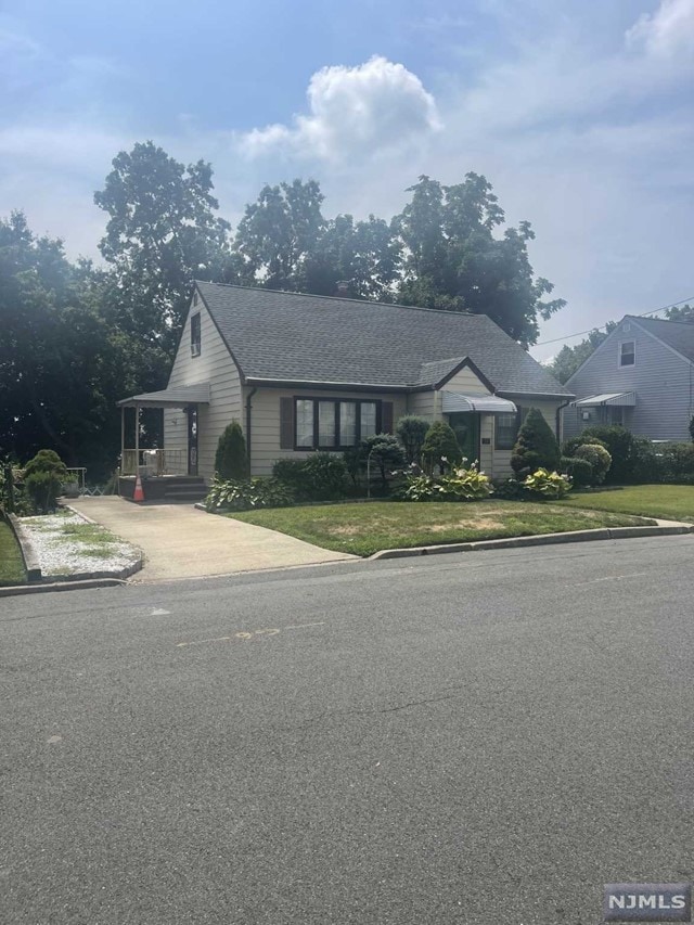 54 Hasbrouck Ave, Hasbrouck Heights, NJ 07604 - photo 1