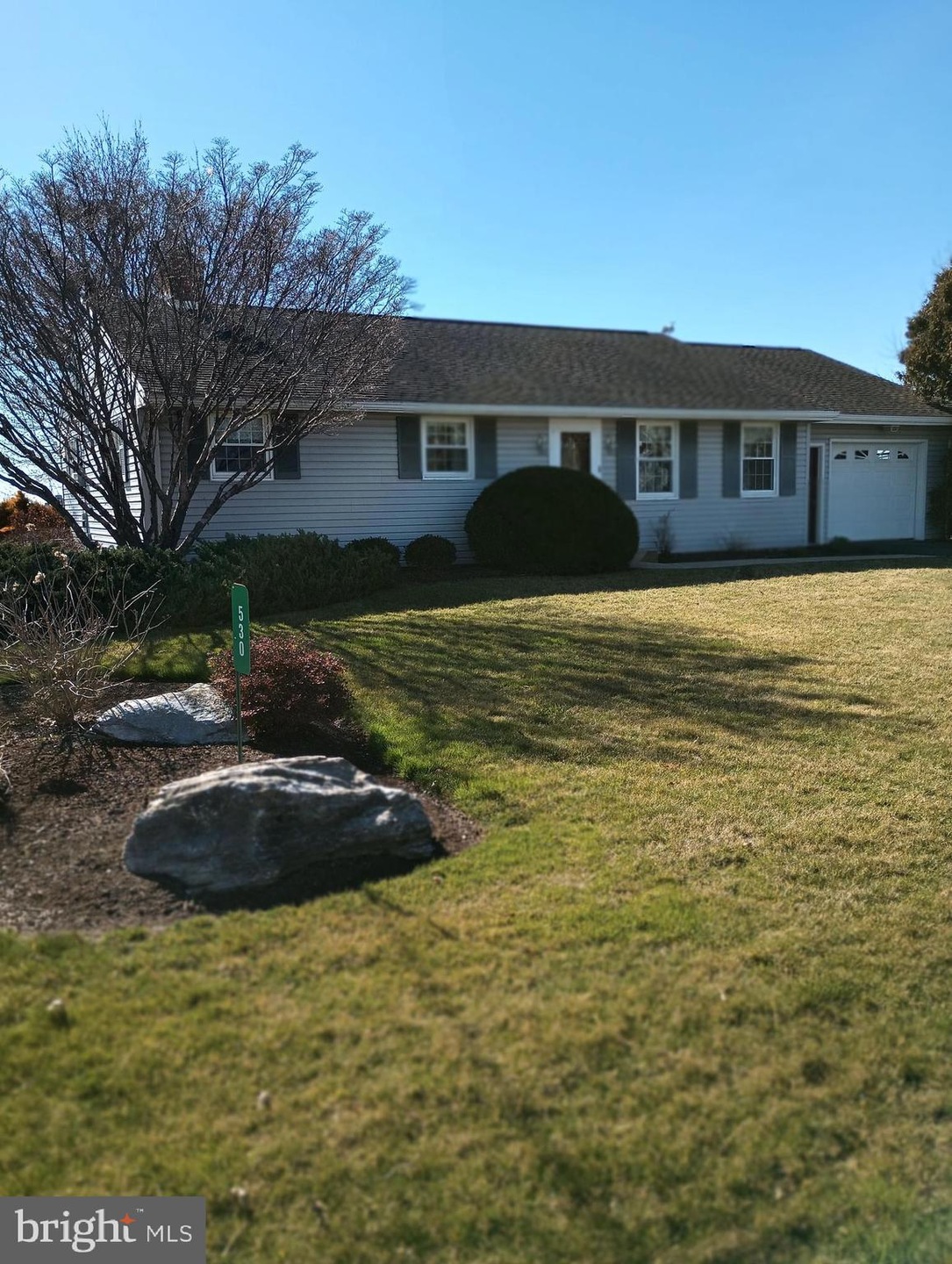 530 N Shirk Rd, New Holland, PA 17557 - photo 1