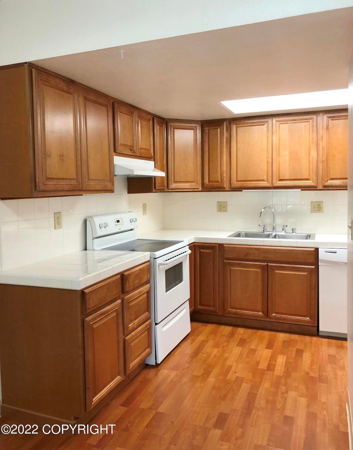 4320 Checkmate Dr unit 11, Anchorage, AK 99508 - photo 1