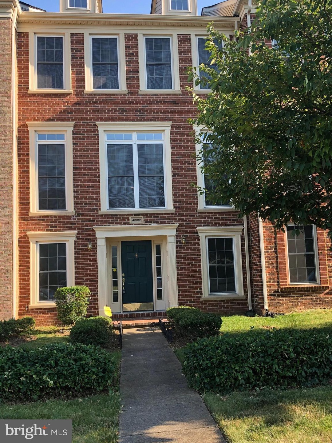 43012 Matties Terrace, Chantilly, VA 20152 - photo 1