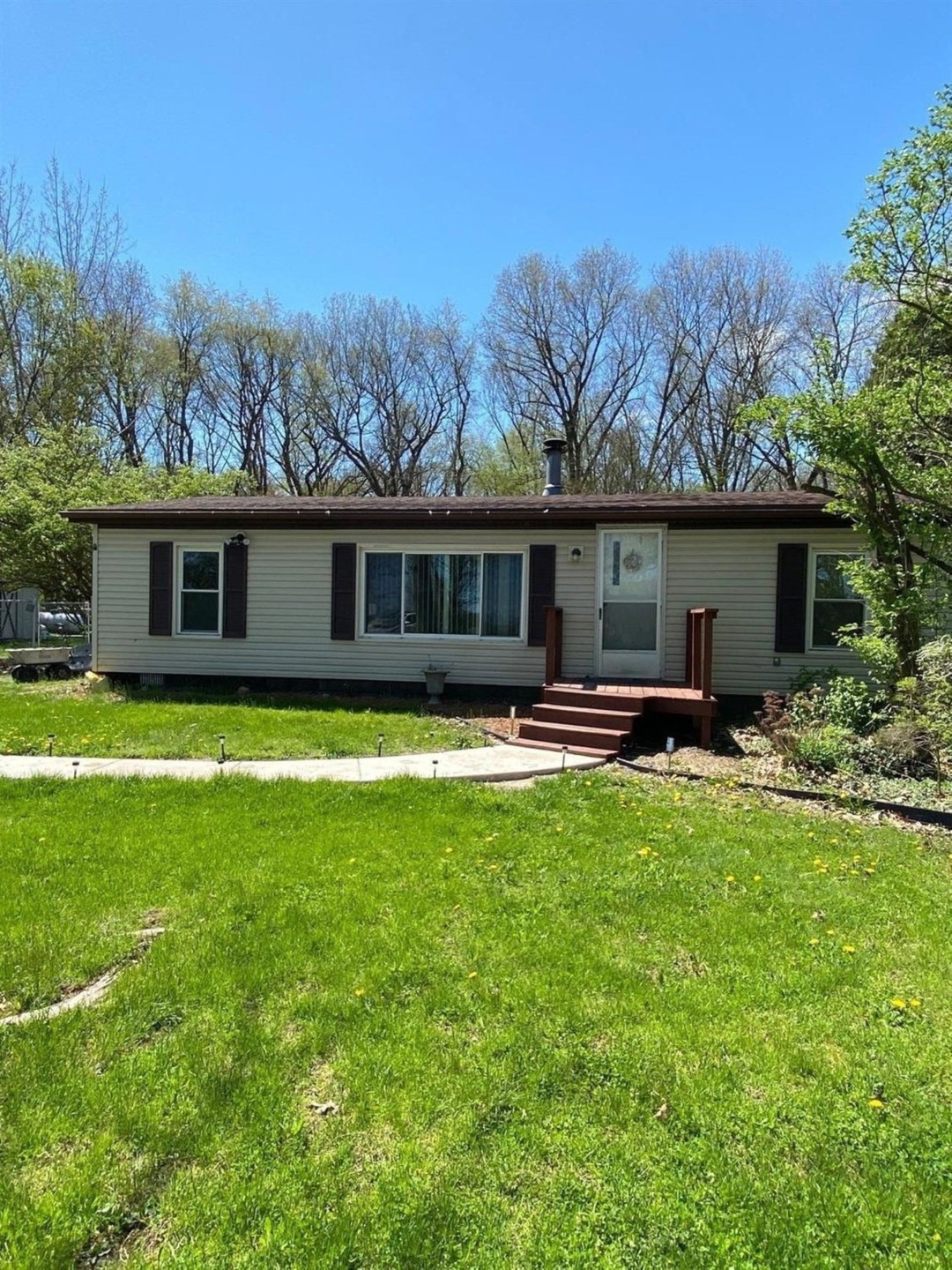 1224 E 500 S, La Porte, IN 46350 - photo 1