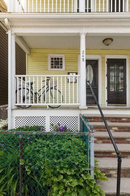 248 Walden St unit 3, Cambridge, MA 02140 - photo 1