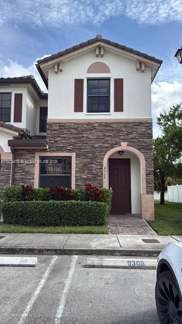 9309 W 32nd Ln, Hialeah, FL 33018 - photo 1