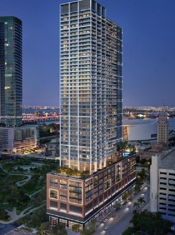 Natiivo Miami unit 3810, Miami, FL 33132 - photo 1