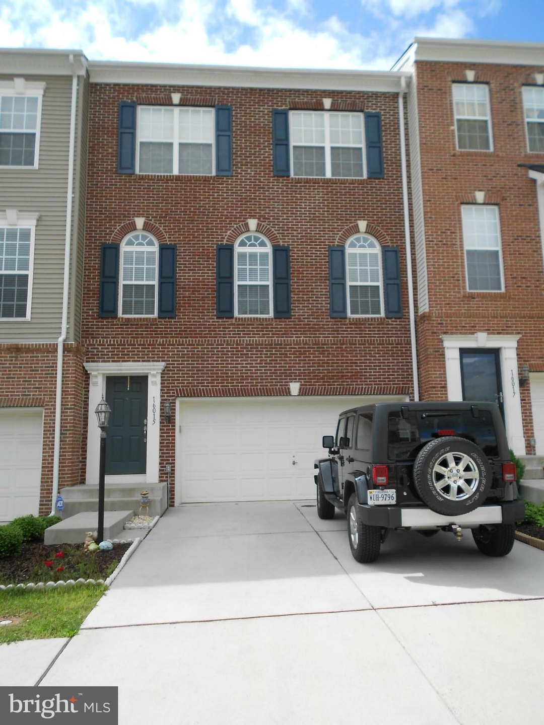 16015 Greymill Manor Dr, Haymarket, VA 20169 - photo 1