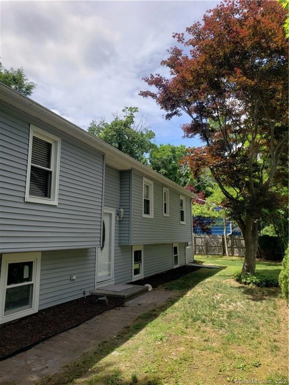 21 Lyman Rd, Waterbury, CT 06704 - photo 1