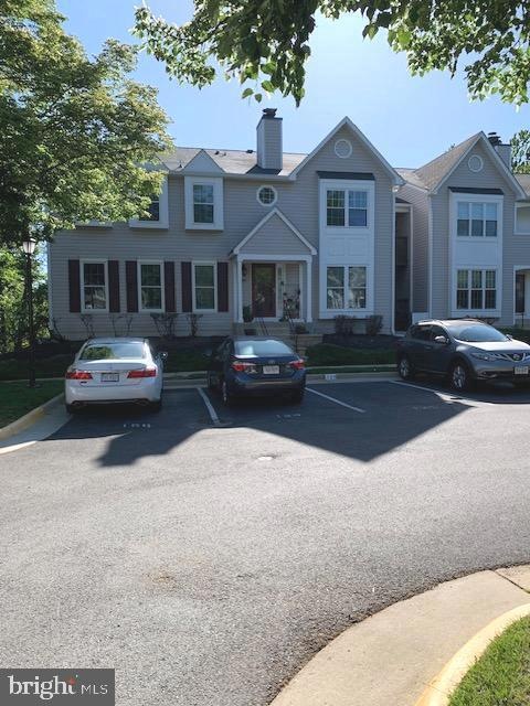 7701 Lexton Place unit D, Springfield, VA 22152 - photo 1