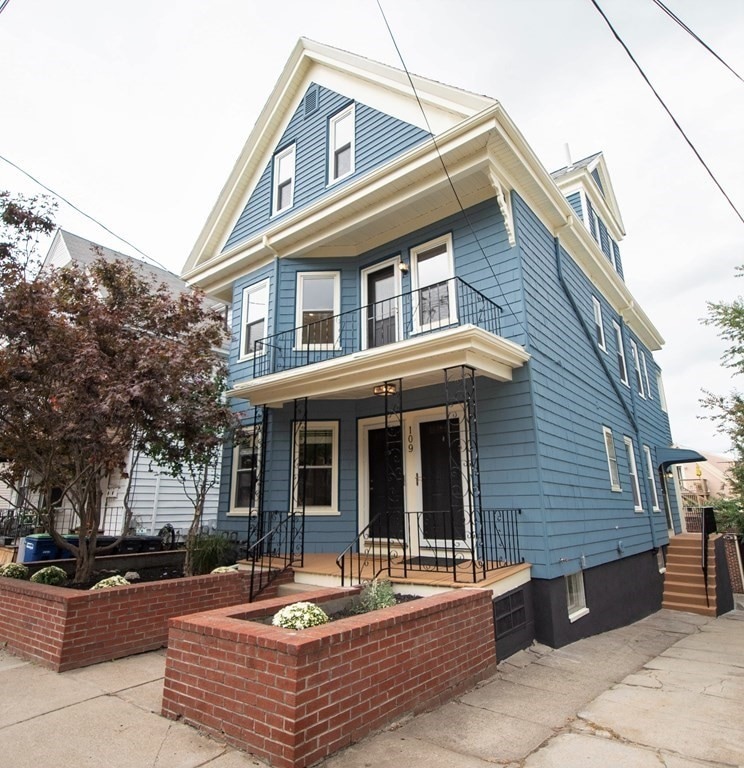 109 Hudson St, Somerville, MA 02144 - photo 1