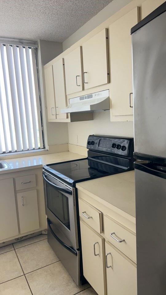 For Rent $1,950/month • Co-Listing Agent