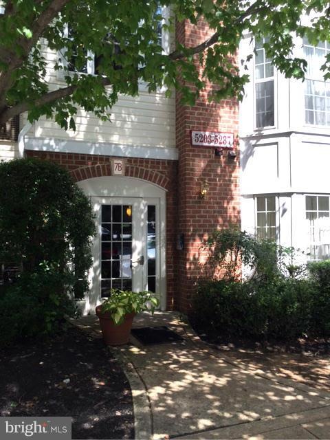 5223 Wagon Shed Cir unit 5523, Owings Mills, MD 21117 - photo 1