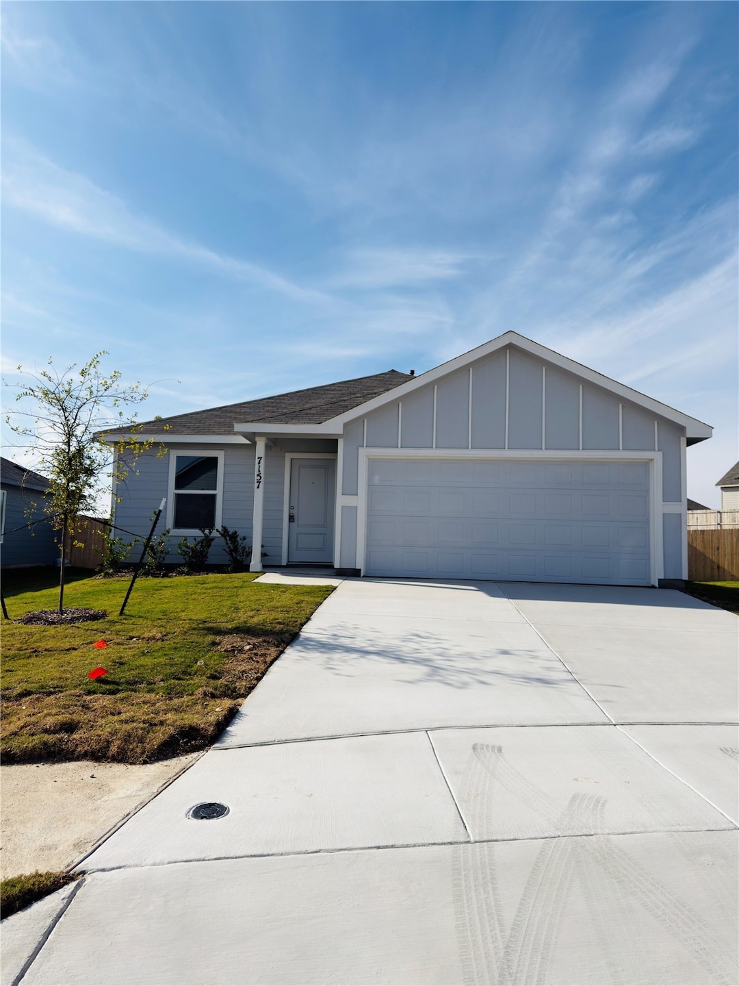 7157 Waterford Creek Ct, Fort Worth, TX 76179 - photo 1