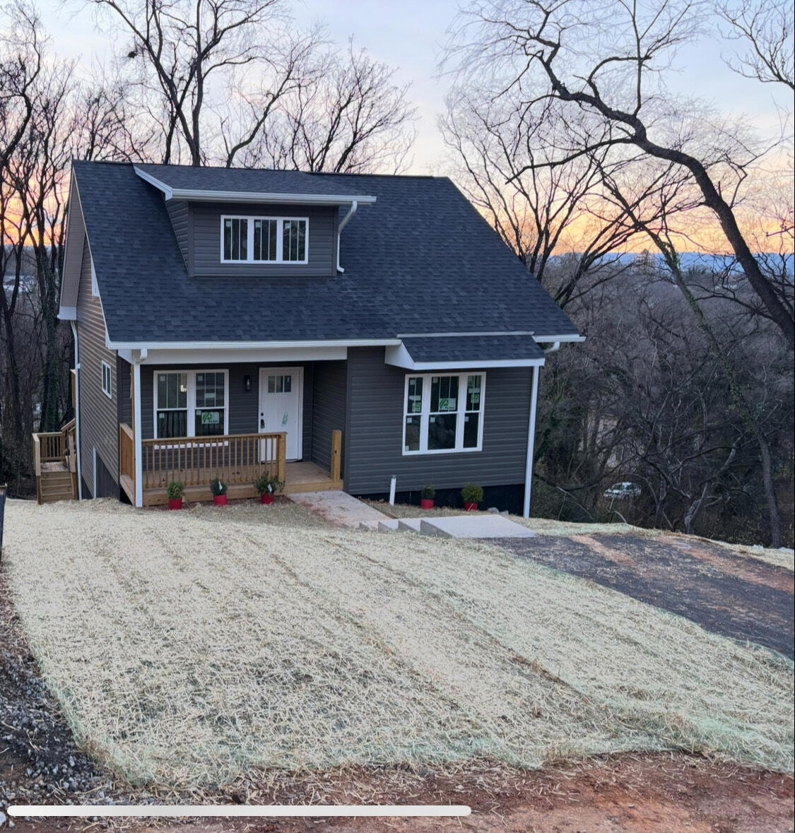 1225 15th St SE, Roanoke, VA 24013 - photo 1