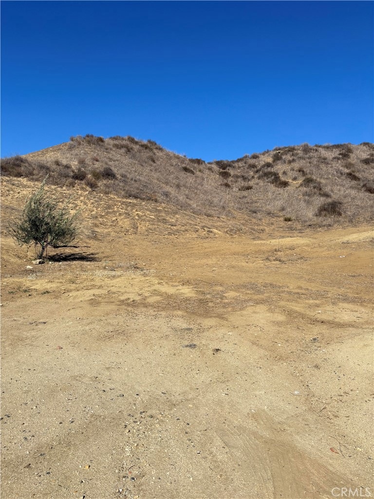 0 Driver unit SR25240645, Castaic, CA 91384 - photo 1