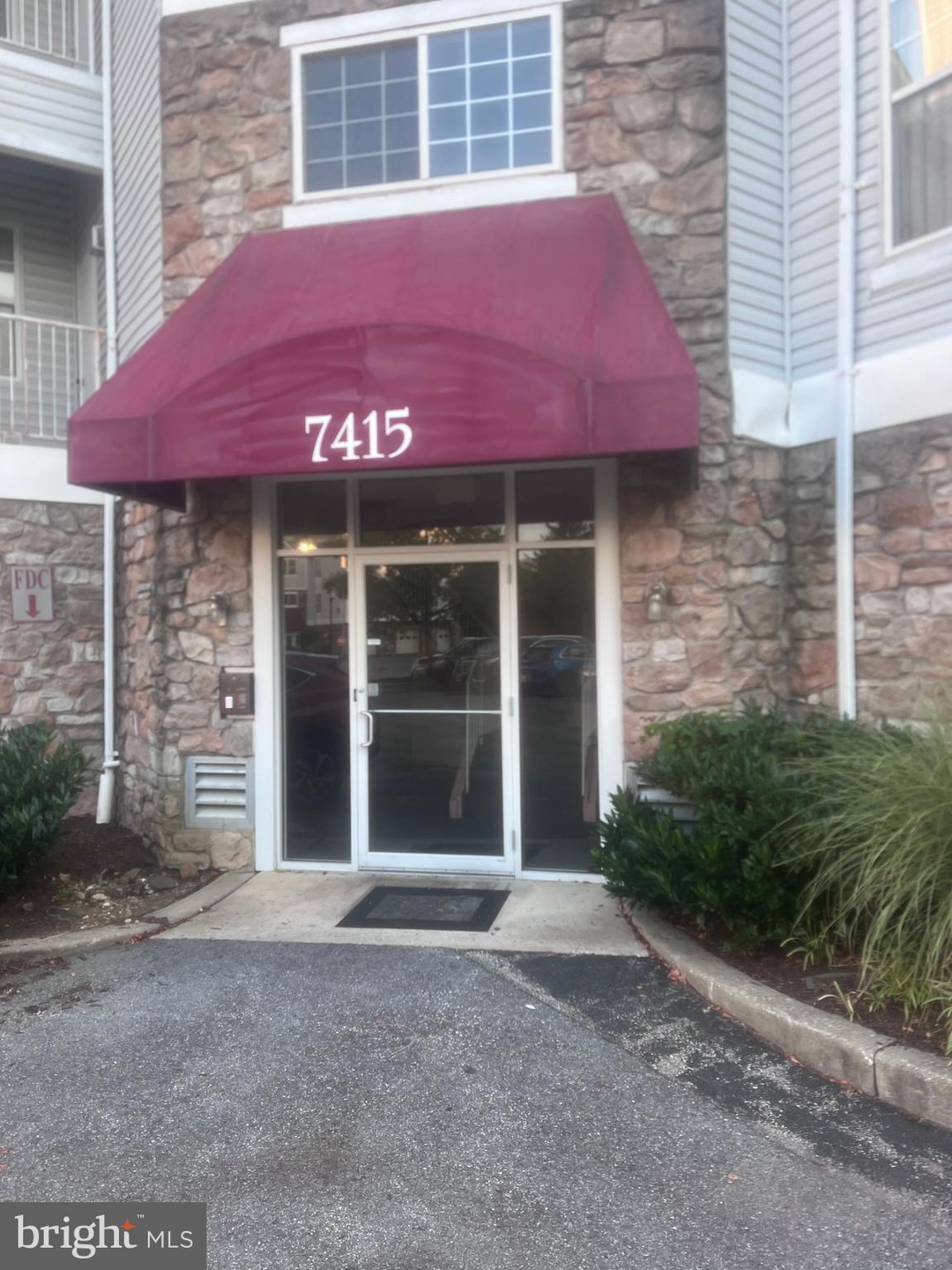 7415 Hindon Cir unit CIR303, Windsor Mill, MD 21244 - photo 1