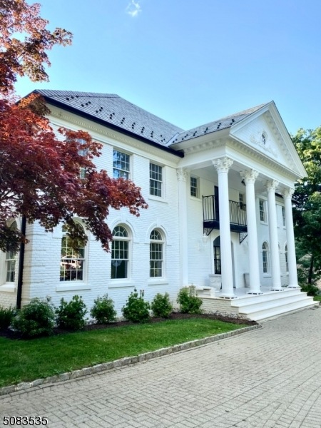 55 Acorn Rd, Watchung, NJ 07069 - photo 1