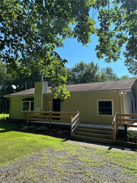 17 Lattimer Ln, Wallkill, NY 12589 - photo 1