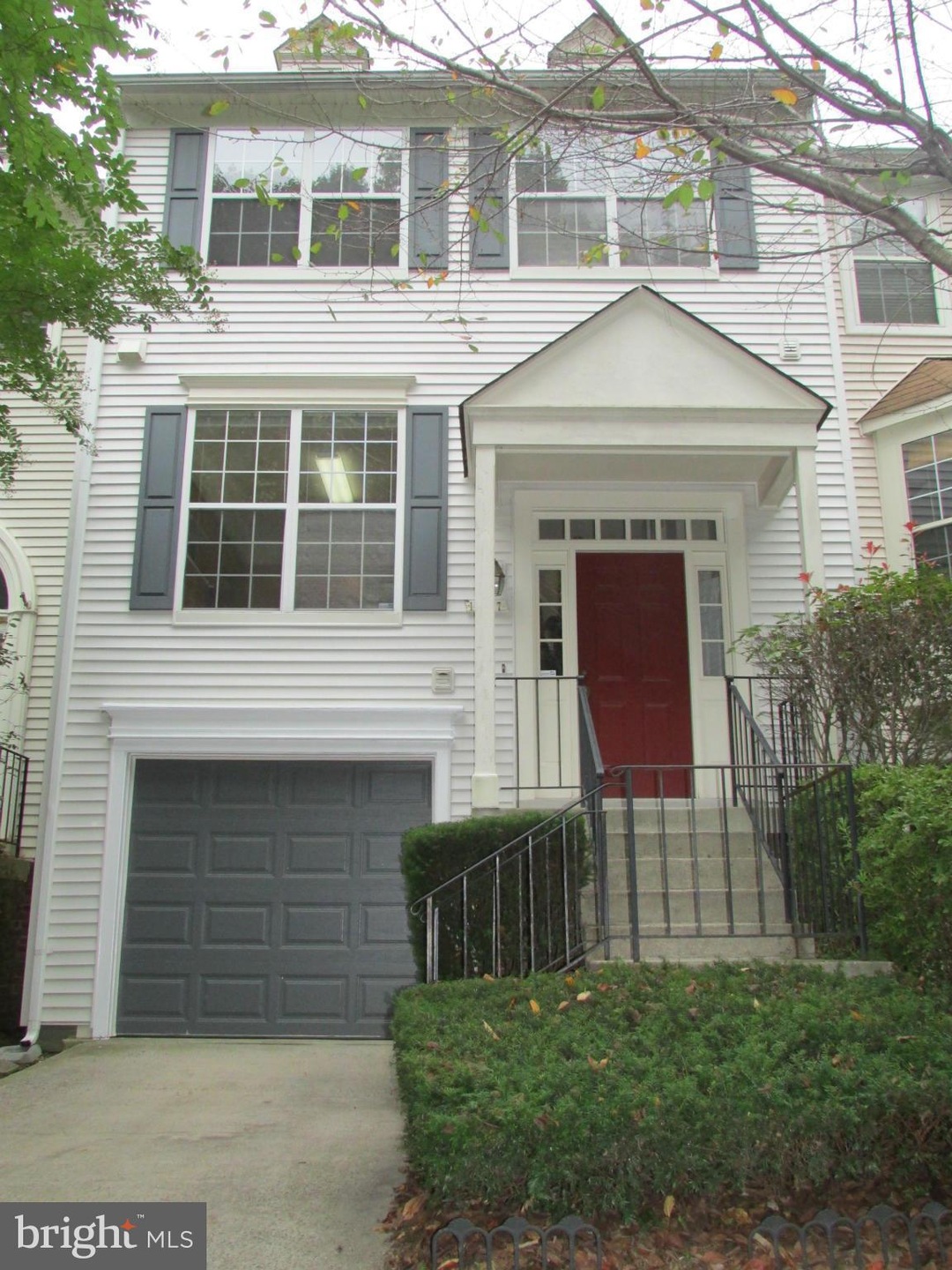 12237 Wye Oak Commons Cir unit 77, Burke, VA 22015 - photo 1
