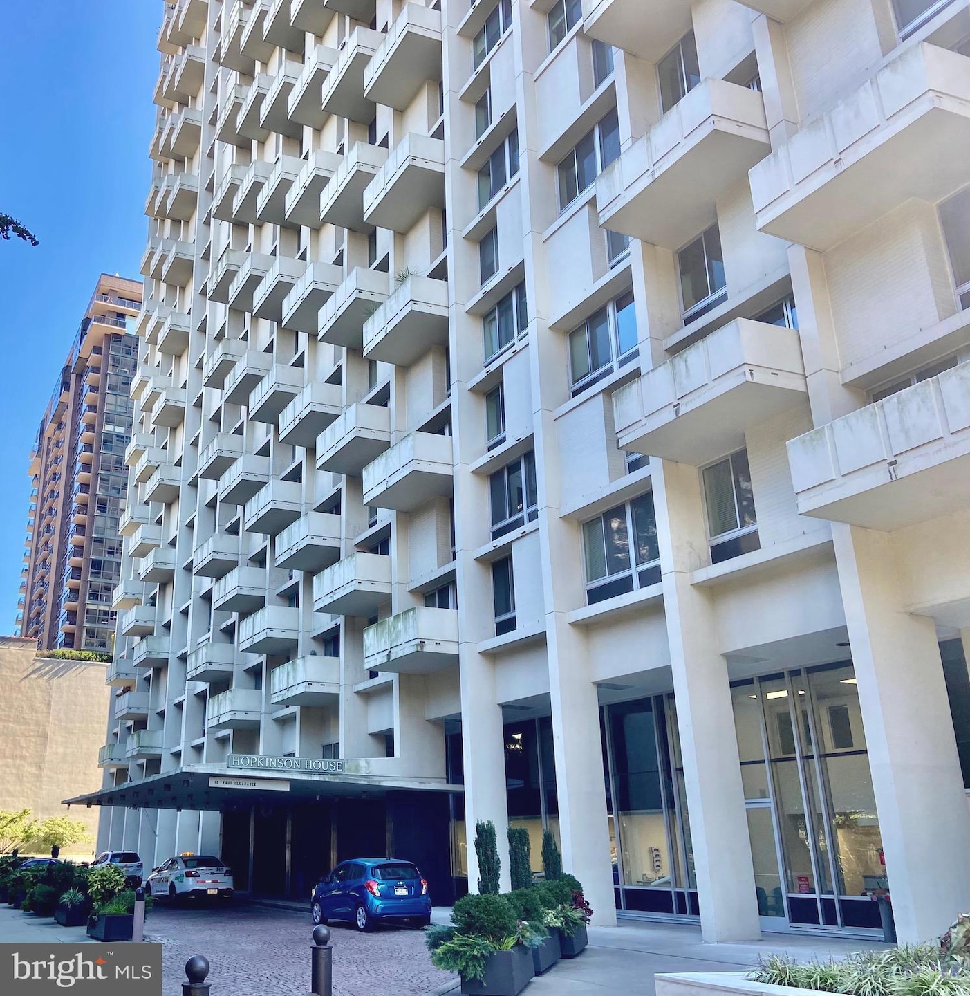 Hopkinson House unit 810, Philadelphia, PA 19106 - photo 1