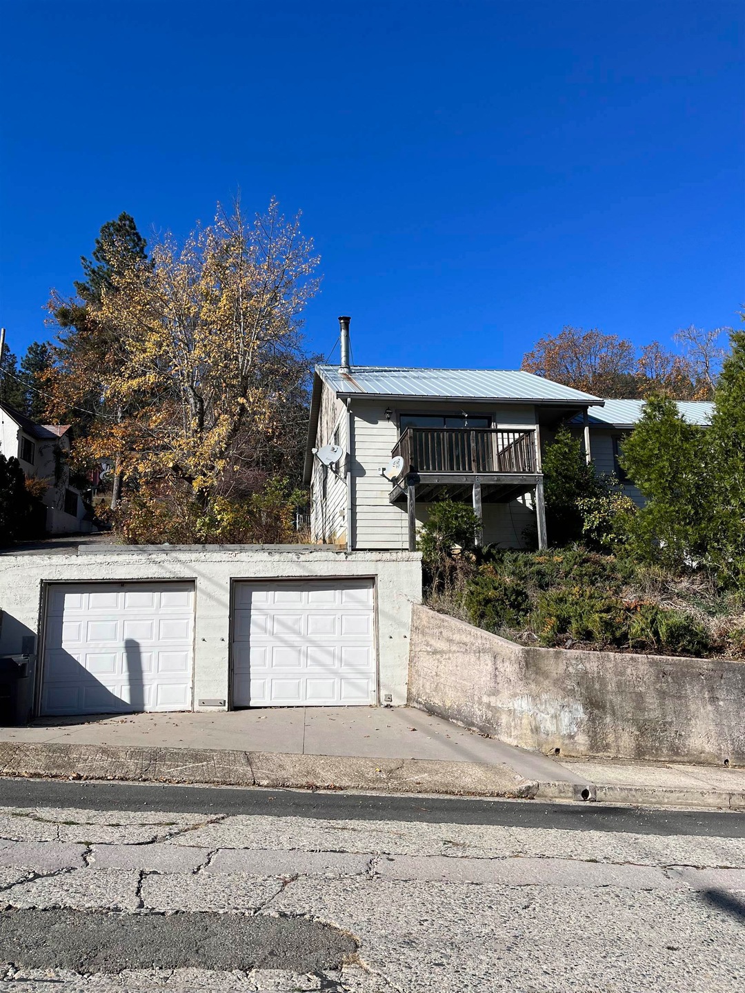 5907 Castle Ave, Dunsmuir, CA 96025 - photo 1