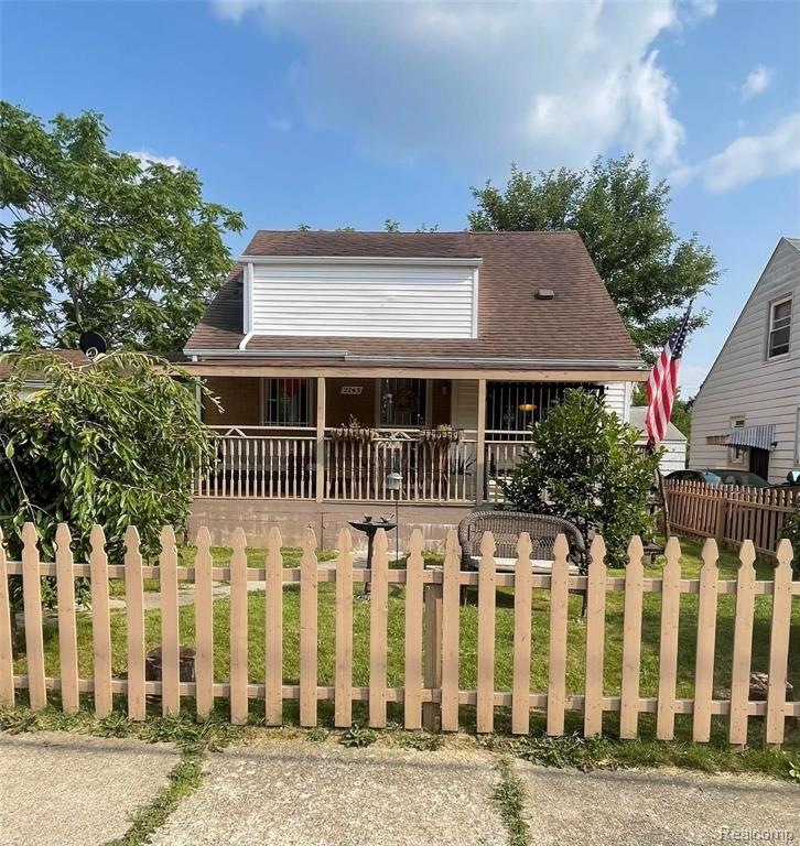 Front of Home, Street View