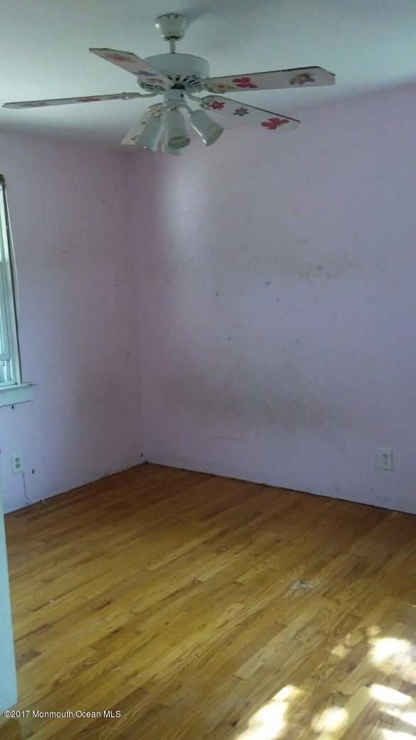 605DeerheadLakeDrBedroom1