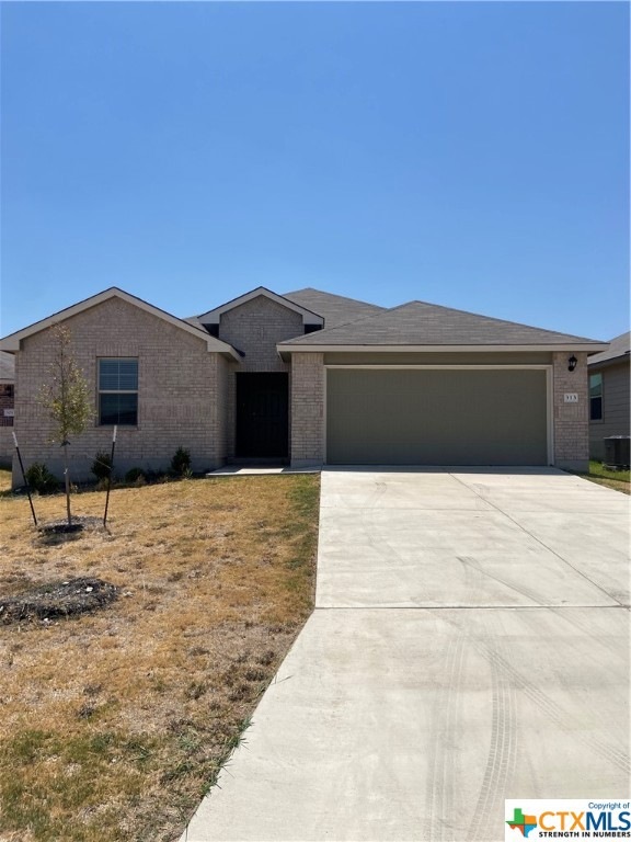 313 Jacquard Ct, Troy, TX 76579 - photo 1