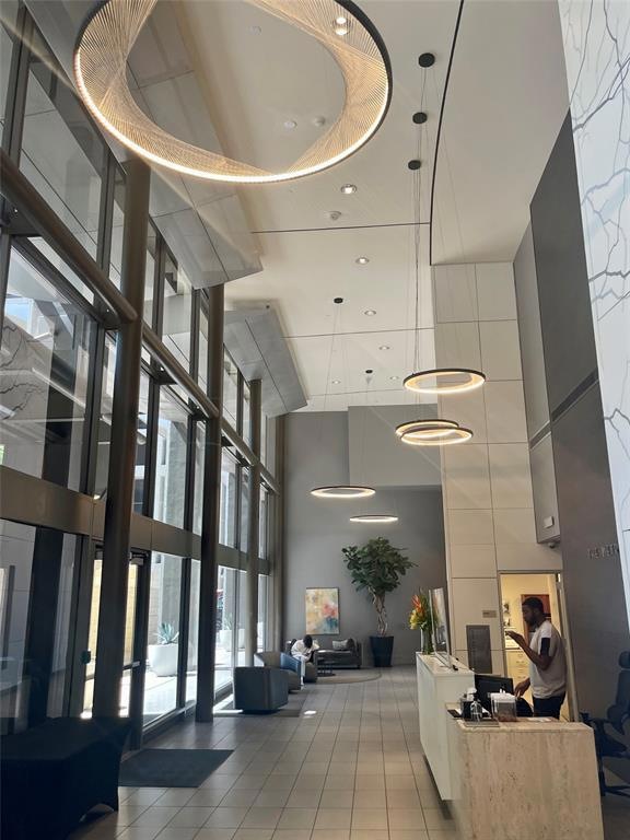 Concierge / Front Desk