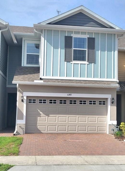 5749 Skytop Dr, Lithia, FL 33547 - photo 1