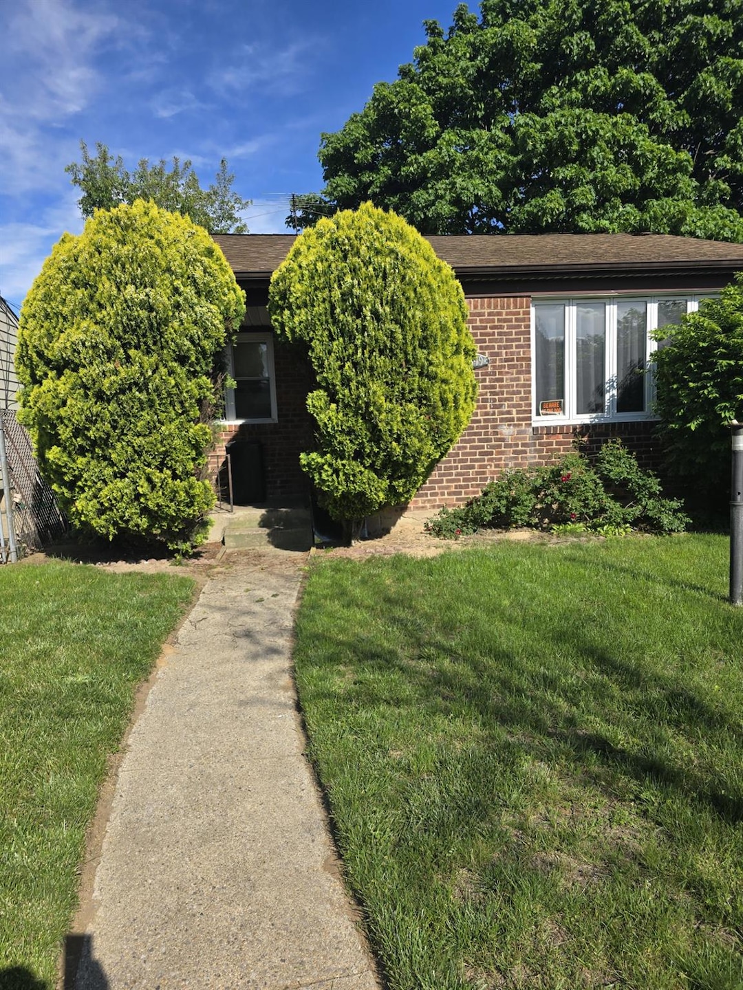 For Sale $615,000 • Co-Listing Agent