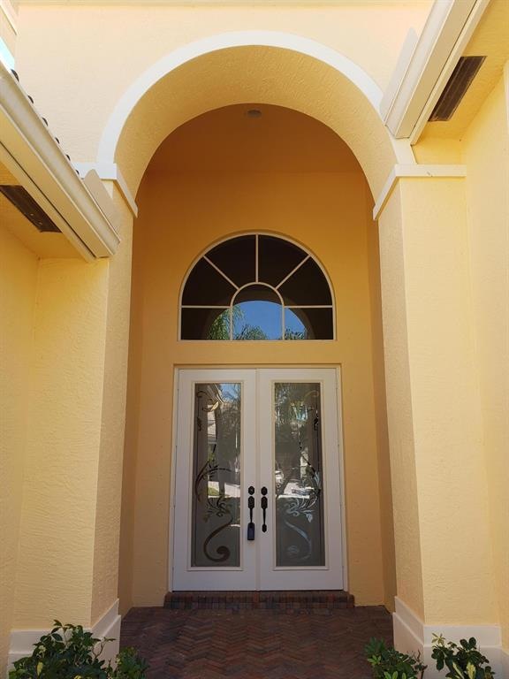 7742 Sandhill front door