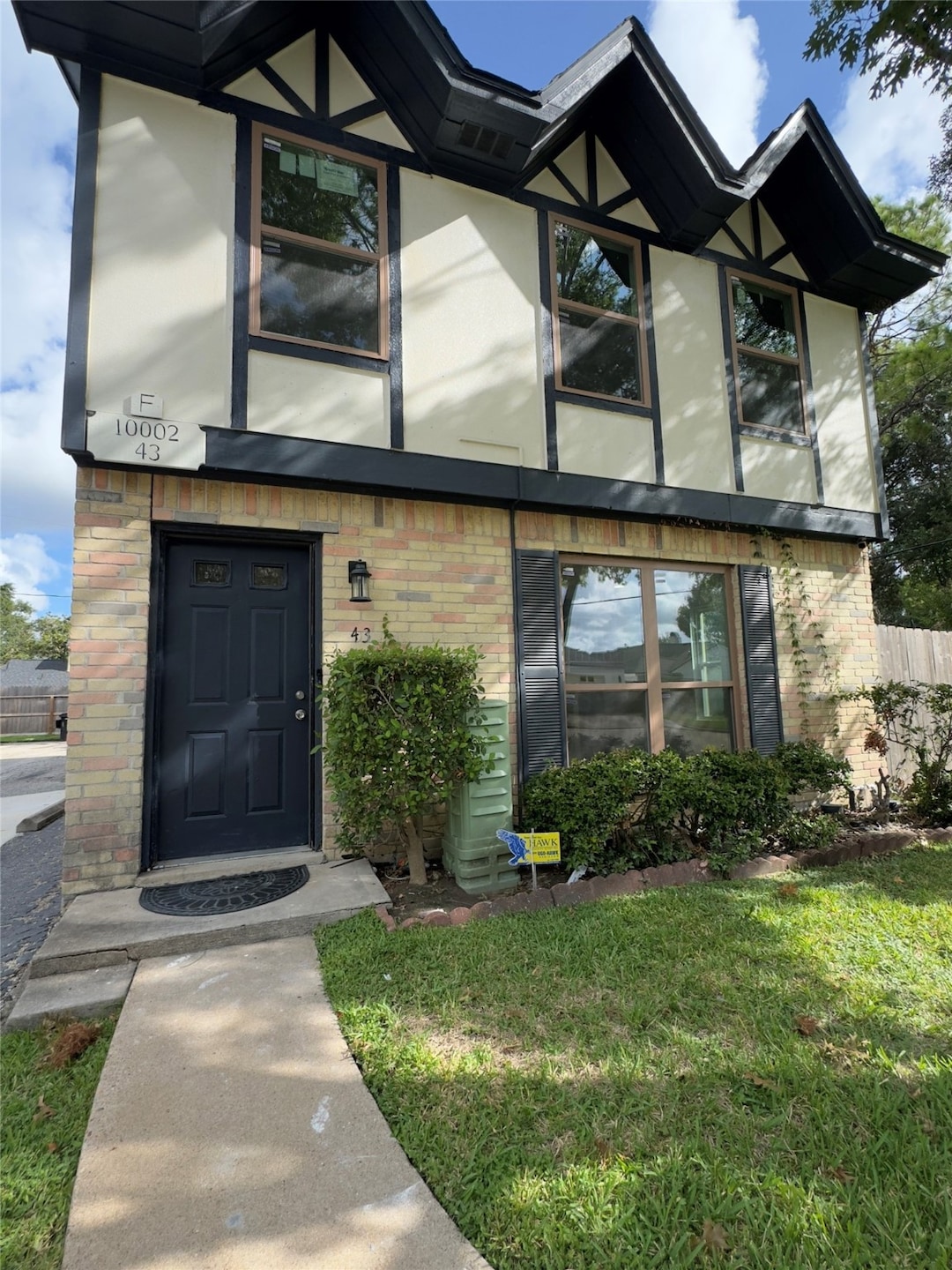 For Rent $2,100/month