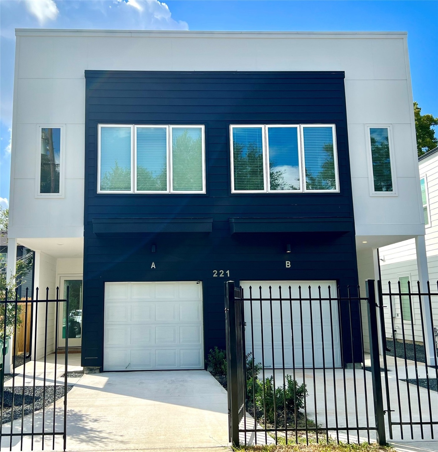 221 Oriole St unit A, Houston, TX 77018 - photo 1