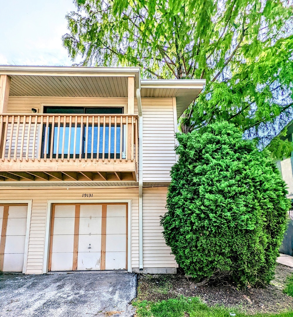 19131 Pine Dr unit 114, Country Club Hills, IL 60478 - photo 1