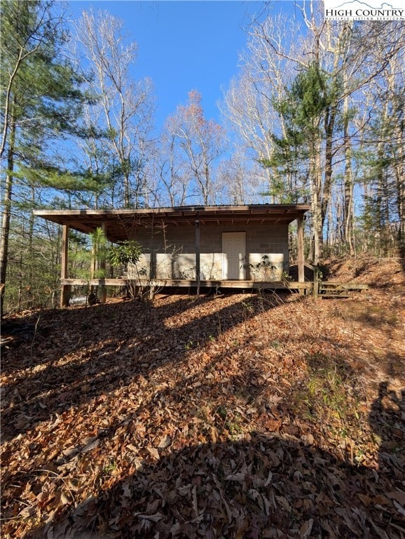 574 Three Creeks Ln, Sparta, NC 28675 - photo 1