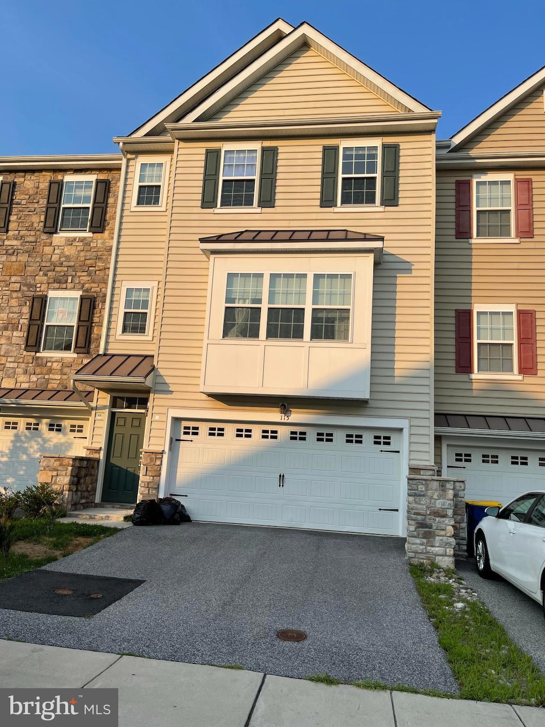 115 Russell Ln, Newark, DE 19711 - photo 1