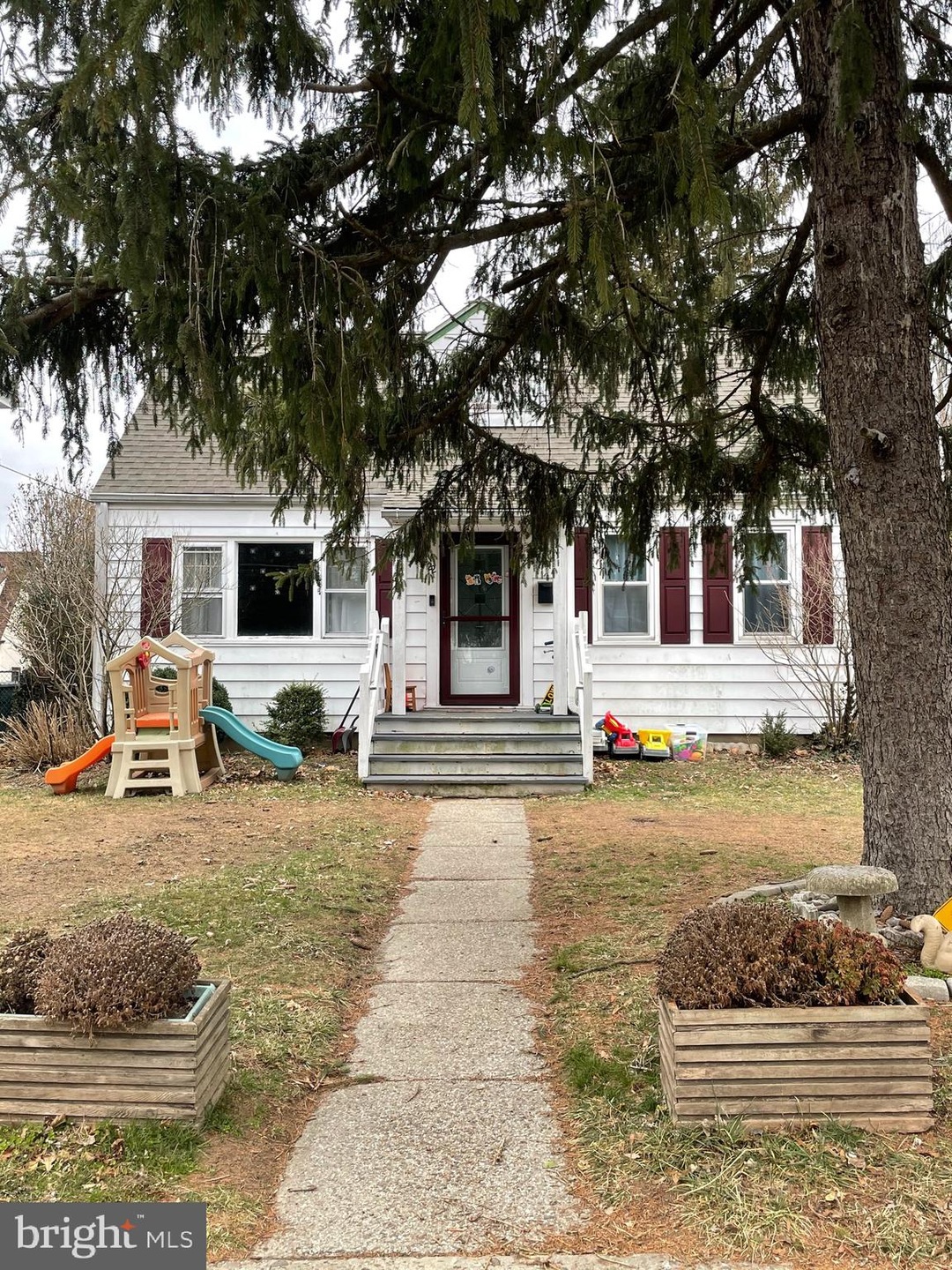 22 Bartram Ave, Mount Holly, NJ 08060 - photo 1