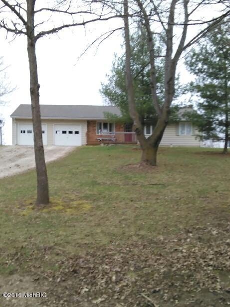 2015 Olive Branch Rd, Galien, MI 49113 - photo 1