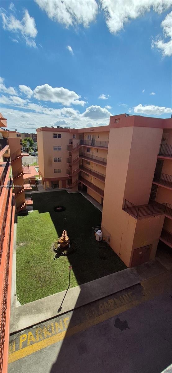 1850 W 56th St unit 2410, Hialeah, FL 33012 - photo 1