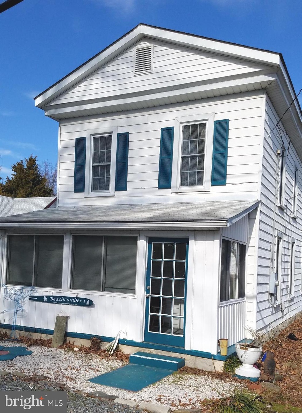 209 Hawthorn St, Colonial Beach, VA 22443 - photo 1