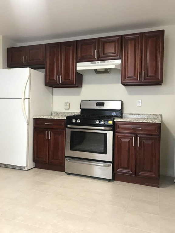 8 Kent St unit 1L, Quincy, MA 02169 - photo 1