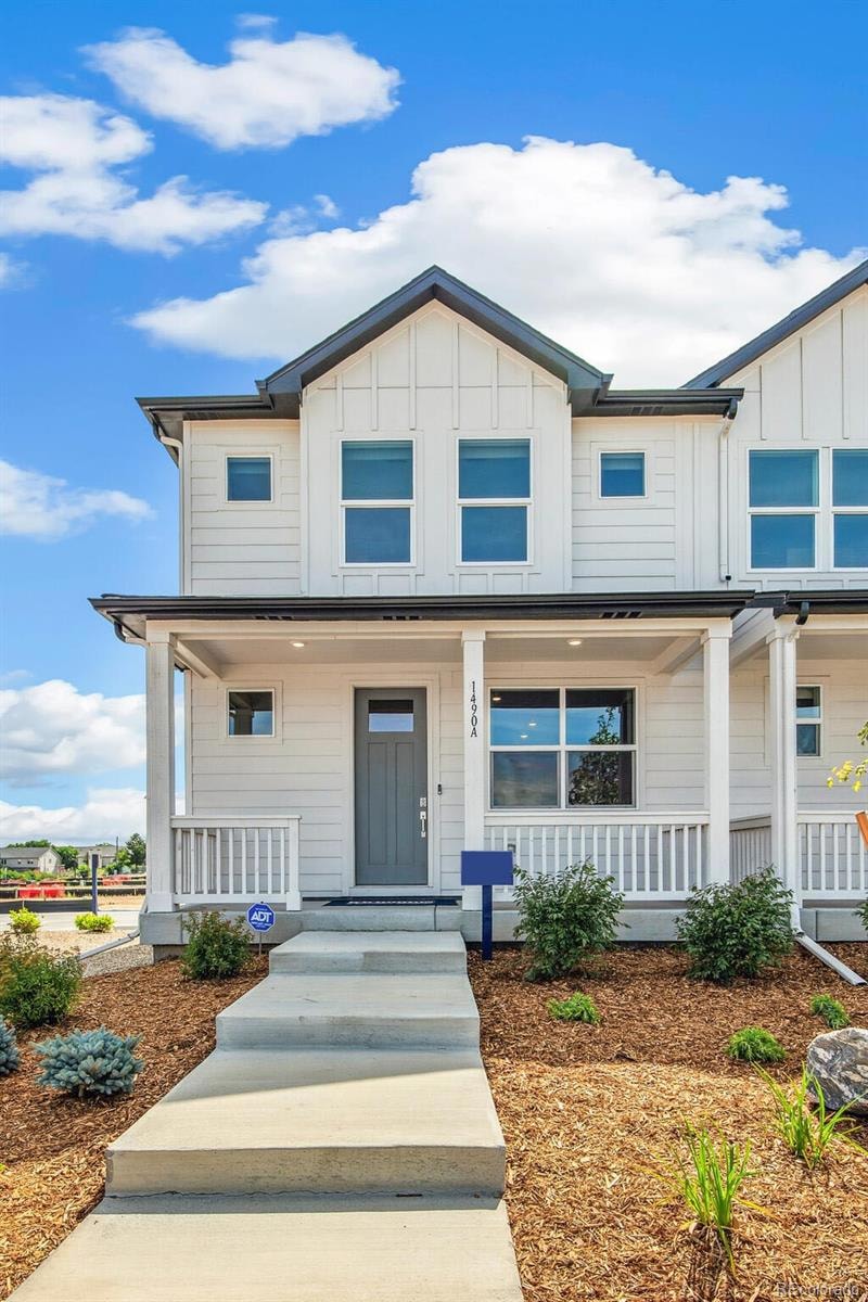 18772 E 99th Ave, Commerce City, CO 80022 - photo 1