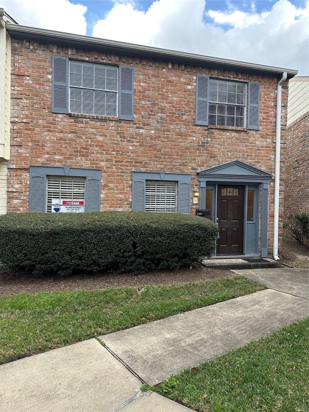 14355 Lost Meadow Ln, Houston, TX 77079 - photo 1