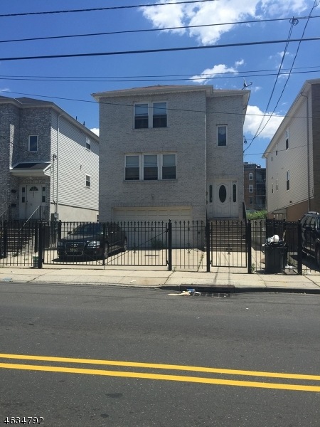 319 Lake St, Newark, NJ 07104 - photo 1
