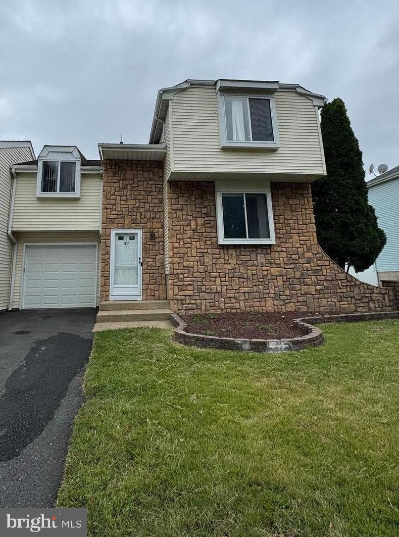 47 Geraldine Rd, East Windsor, NJ 08520 - photo 1