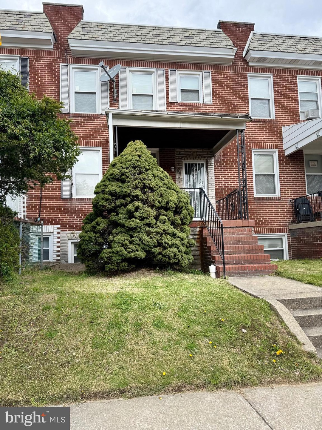 3572 Juneway, Baltimore, MD 21213 - photo 1