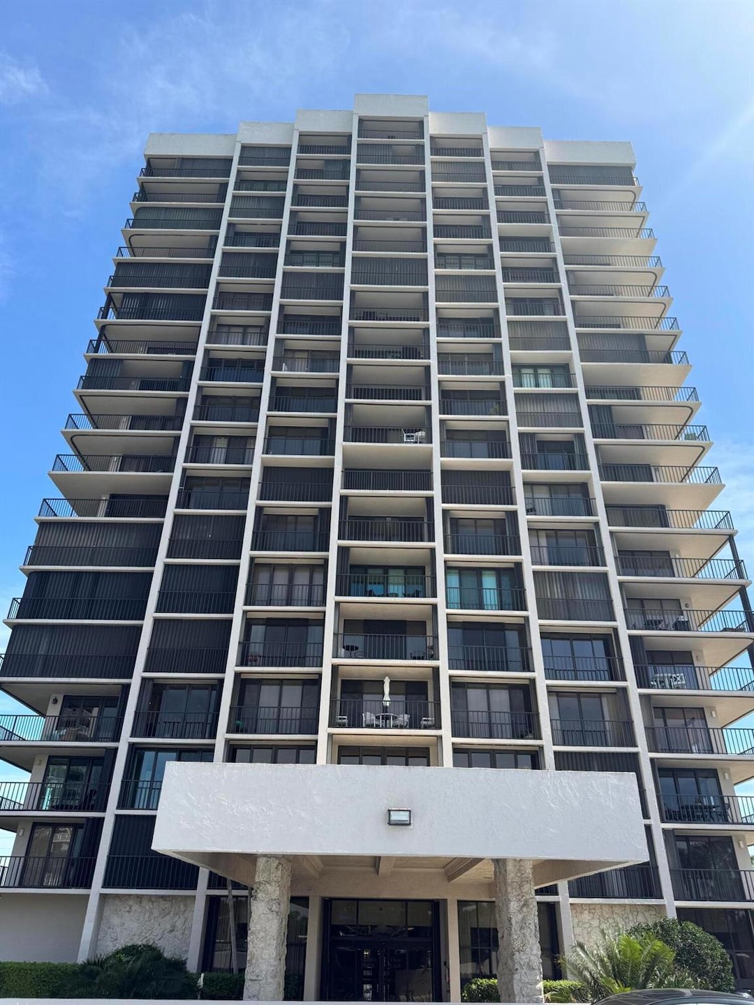 For Sale $524,000 • Co-Listing Agent