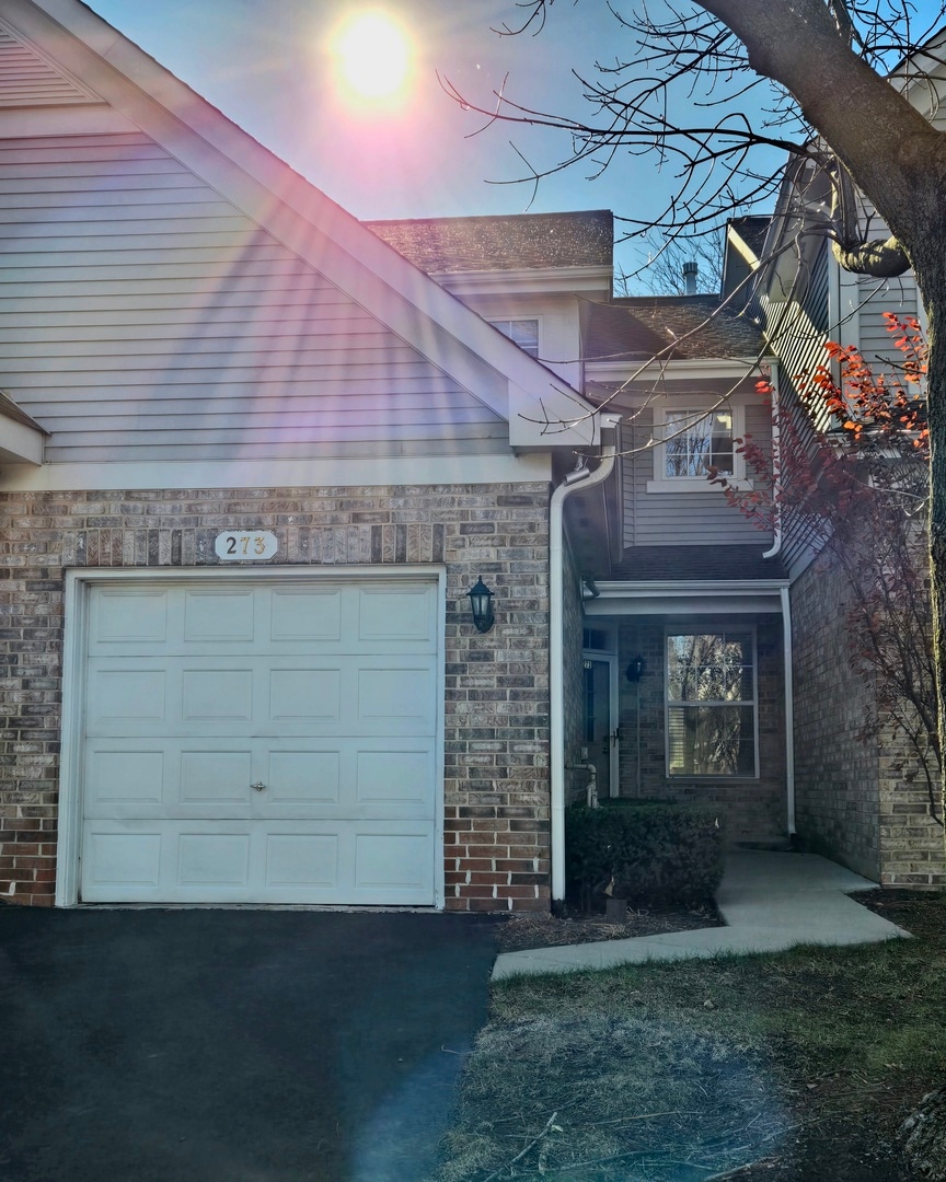 273 W 20th St unit 111304, Lombard, IL 60148 - photo 1