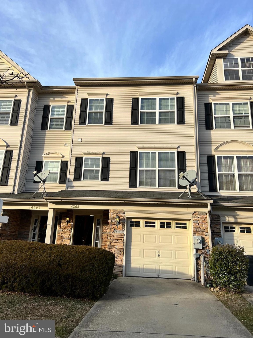 4308 Vintage Ivy Ln, Owings Mills, MD 21117 - photo 1